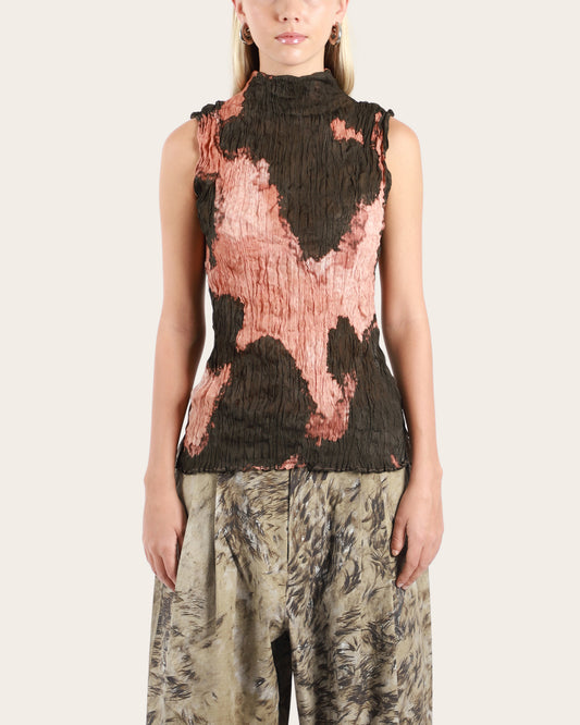 Sleeveless Turtle Neck