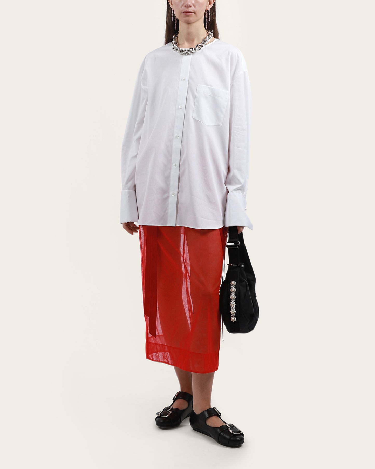 Collarless Elongated