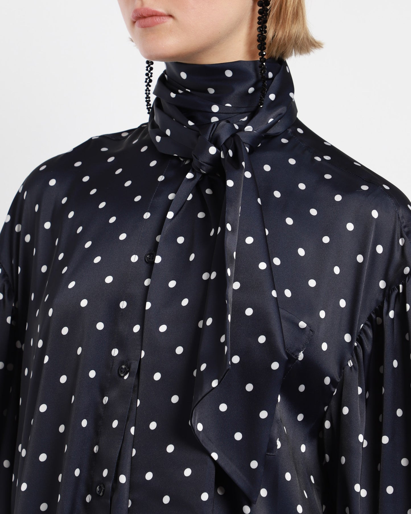 Puff Sleeve Shirt With Neck Bow