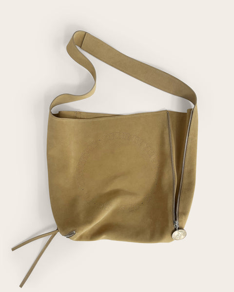 Expandable cross body