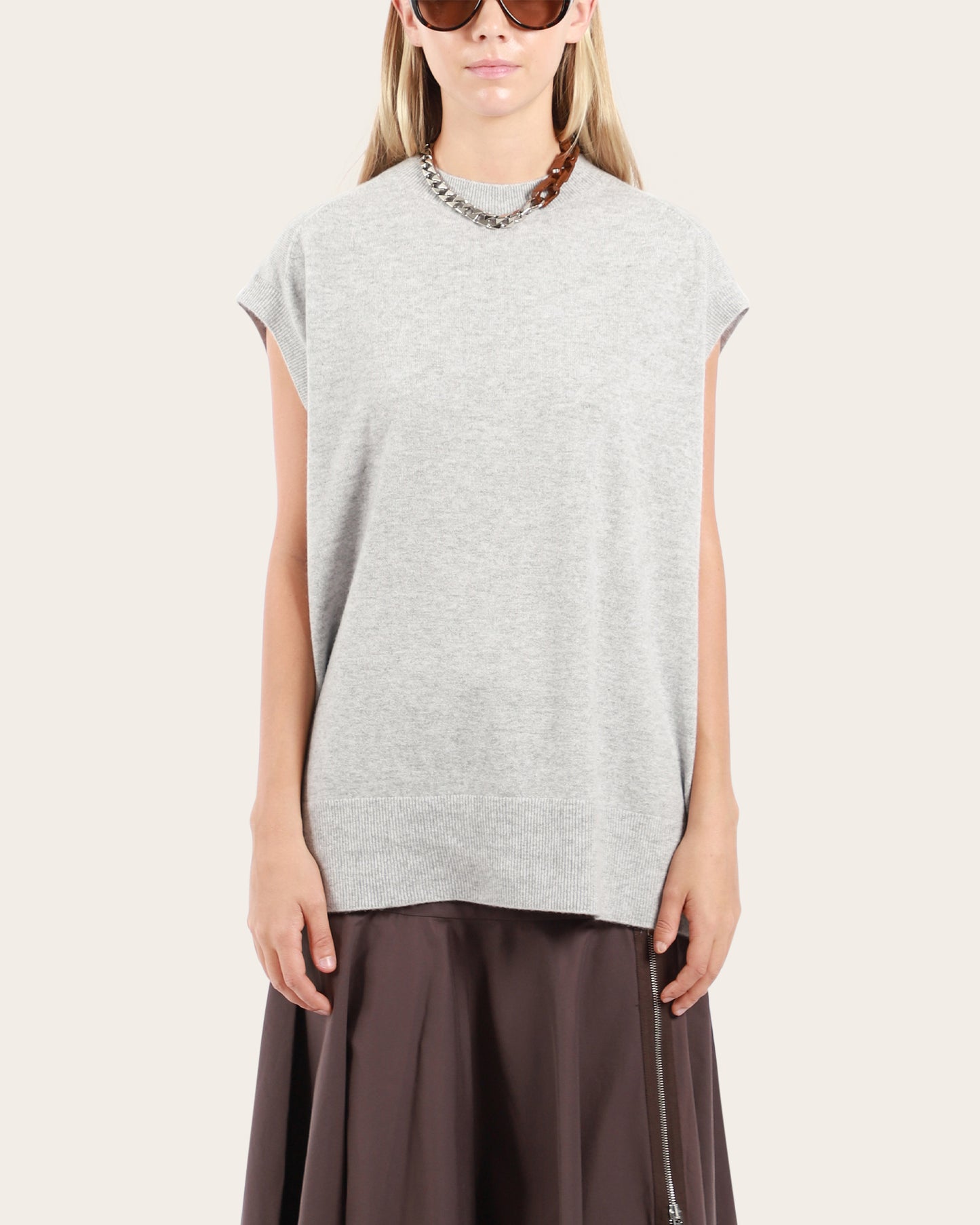 Sleeveless Pullover