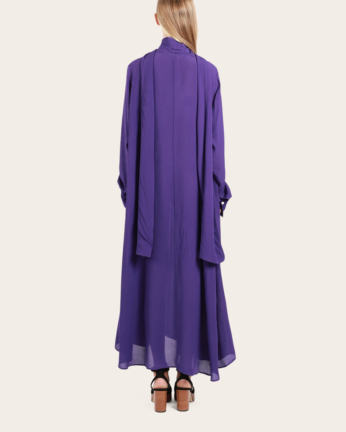 Round Neckline Dress