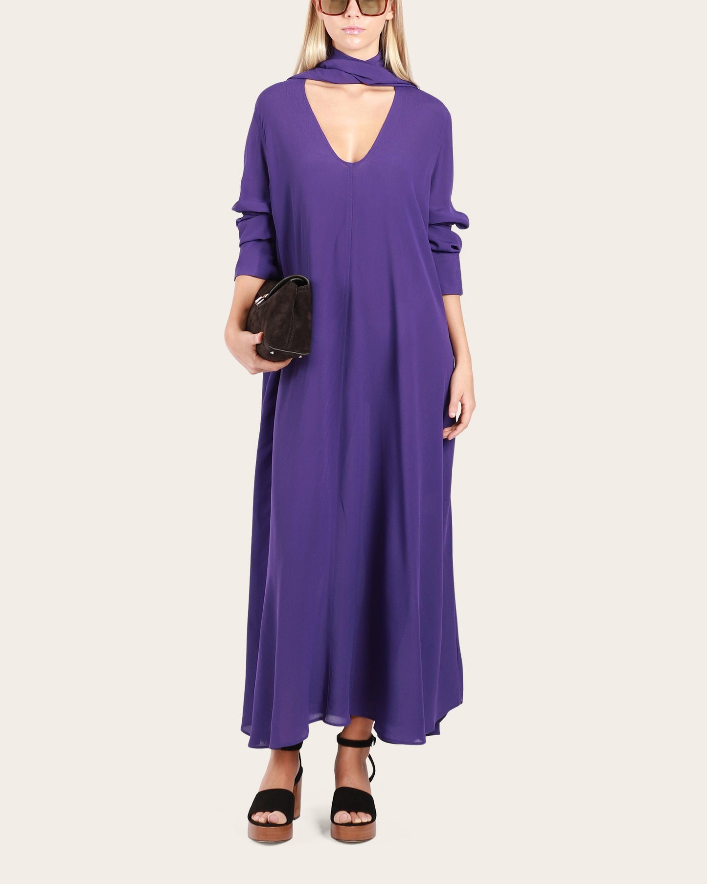 Round Neckline Dress