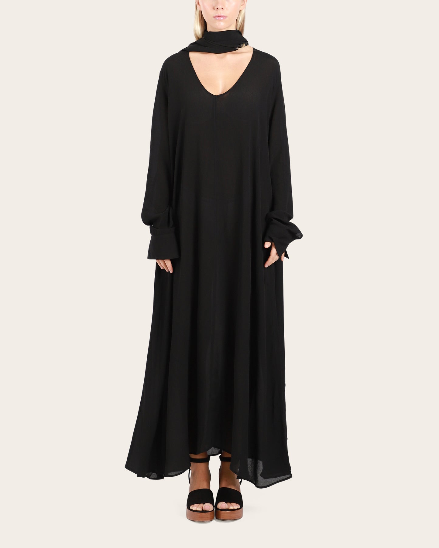 Round Neckline Dress